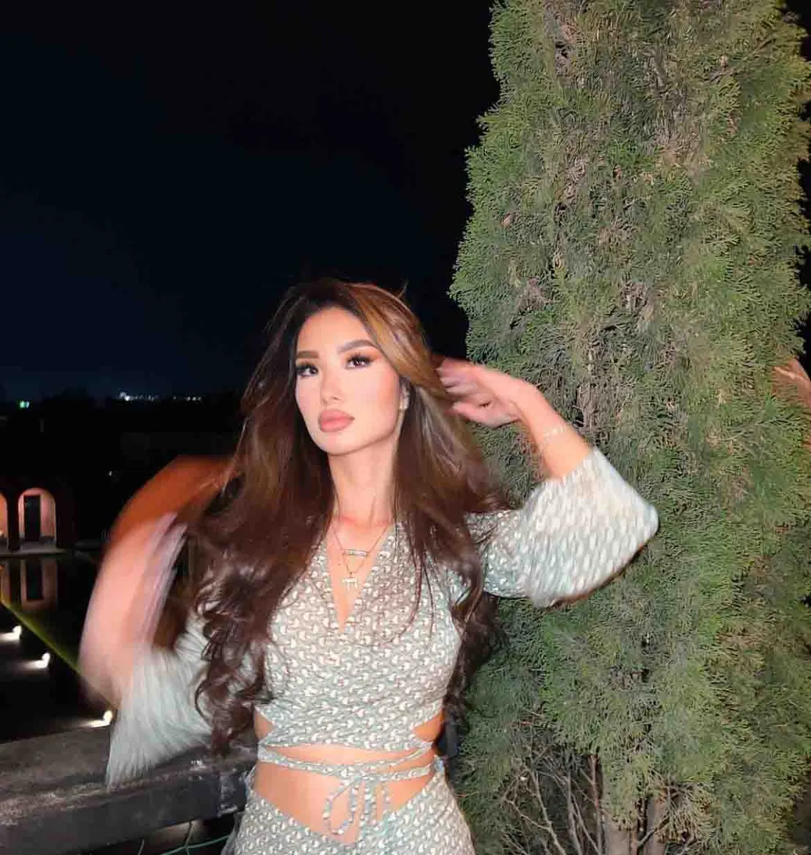 Adele escort in Paris